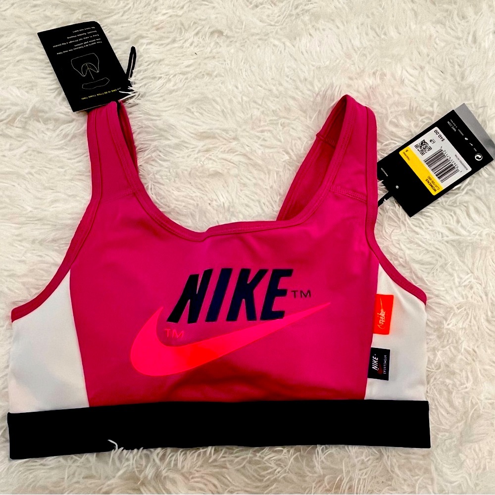 Nike sports bra